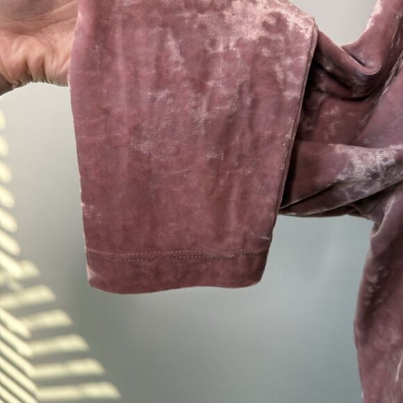 J. Jill Pink Crushed Velvet Long Sleeve V-Neck Top Size 2X - Picture 2 of 6